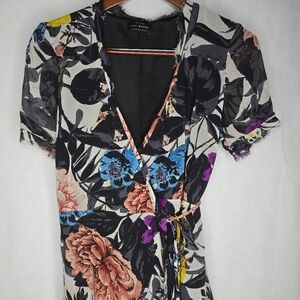Lucky Brand Wrap Blouse Lined Black Colorful Floral Short Sleeve Officewear S/M?